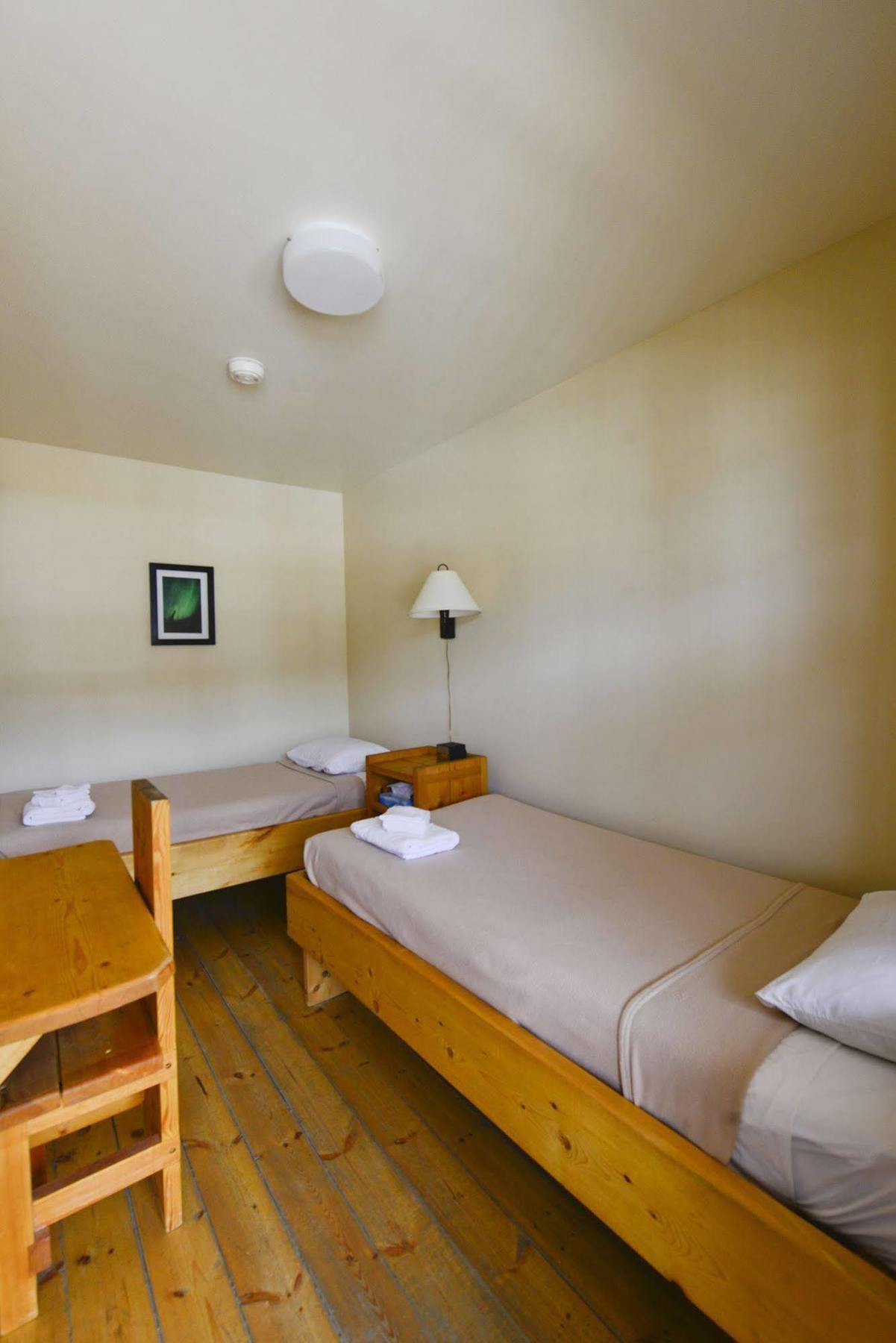 The Bunkhouse Hotel Доусън Сити Екстериор снимка